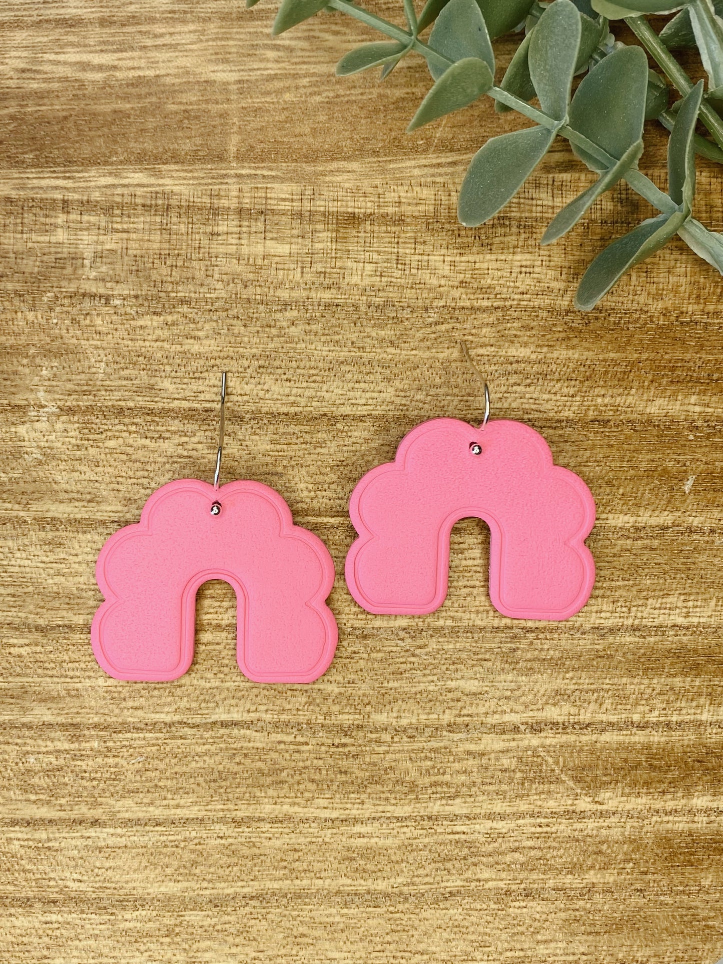 Pink Scalloped Arched Dangle