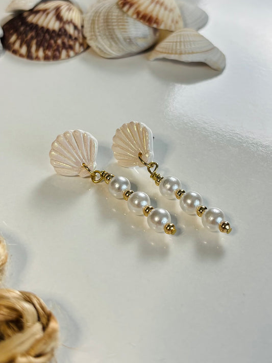 Dainty Seashell & Pearl Dangle