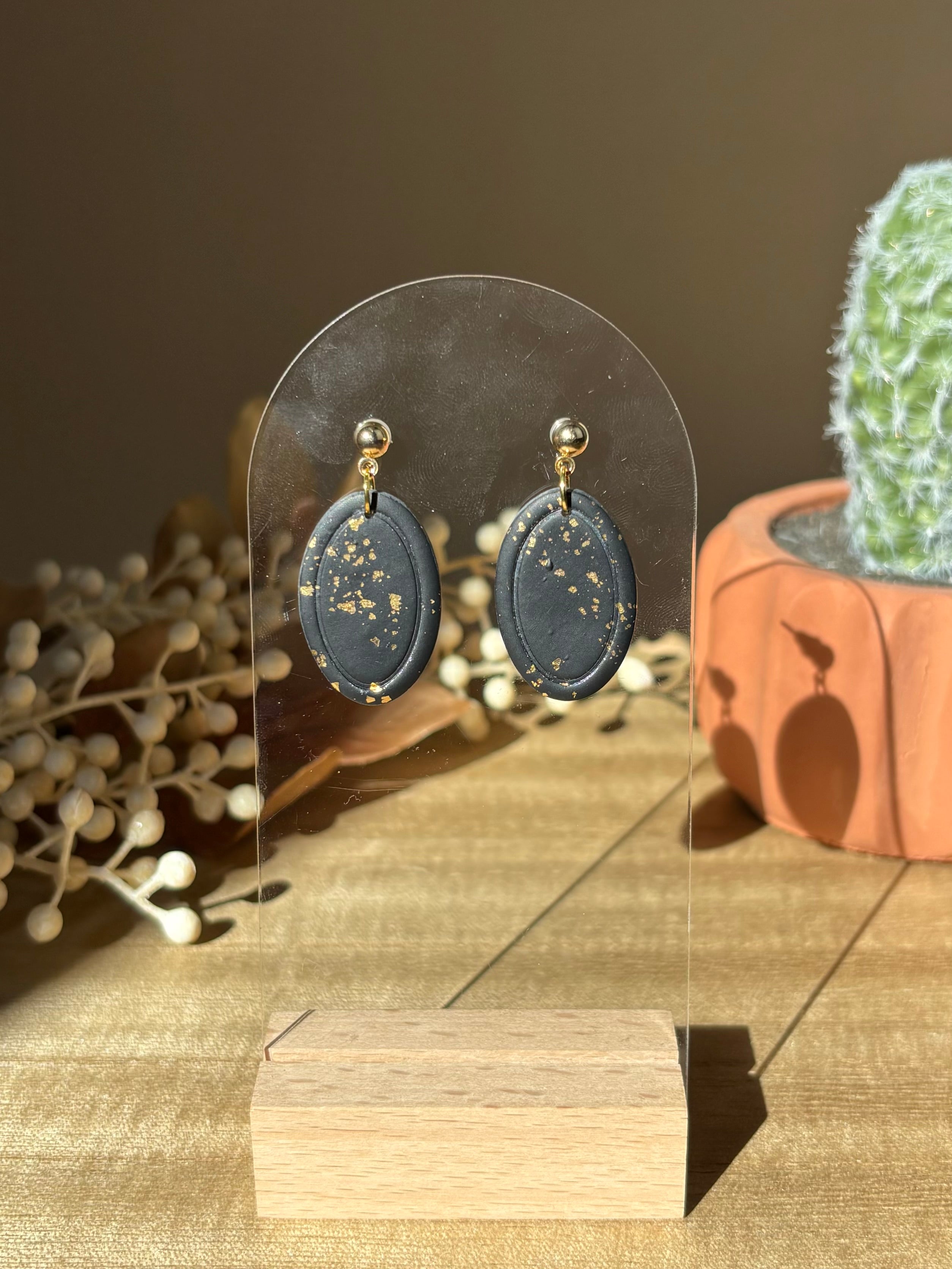 Black & Gold Oval Dangle