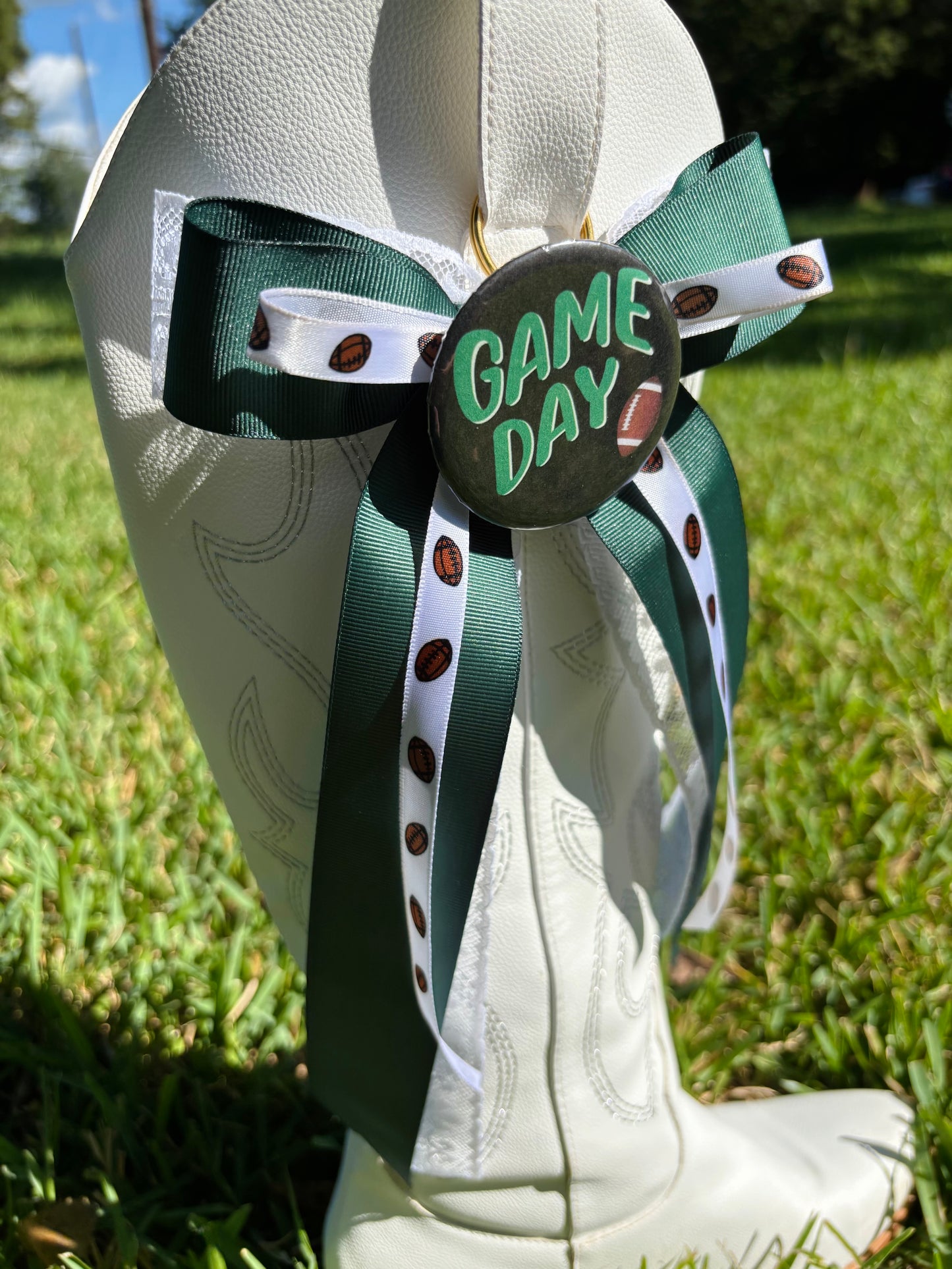 Custom Spirit Button With Ribbon