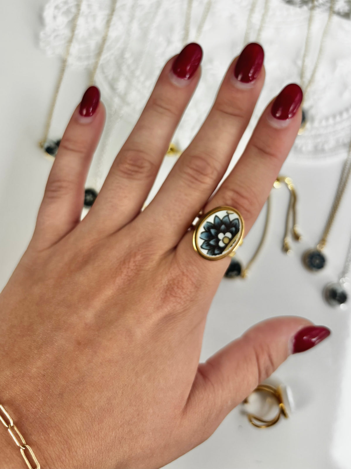 Gold Flower Adjustable Oval Ring | Adams Calyxware Ming Toi China | Ring No. 11